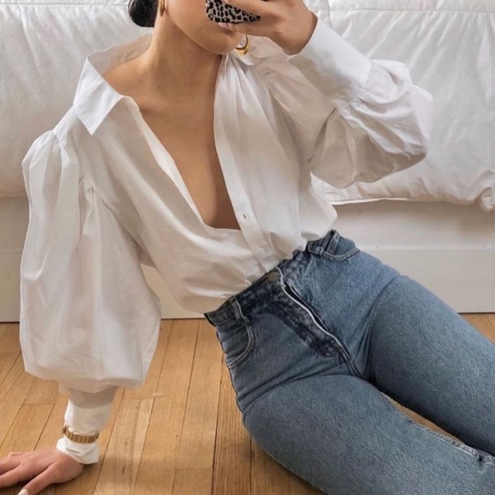 NWT Danielle Bernstein button down body suit